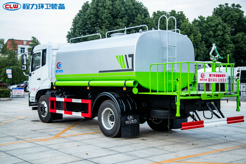 東風(fēng)福瑞卡F9灑水車(12.3方)