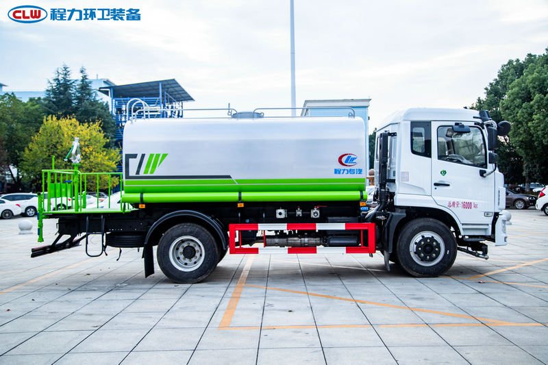 東風(fēng)福瑞卡F9灑水車(12.3方)