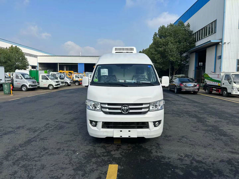 國六福田G7汽油面包冷藏車